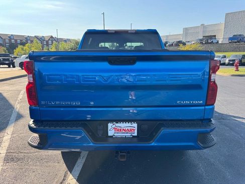 Used 2024 Chevrolet Silverado 1500 Custom AWD/4WD image 4