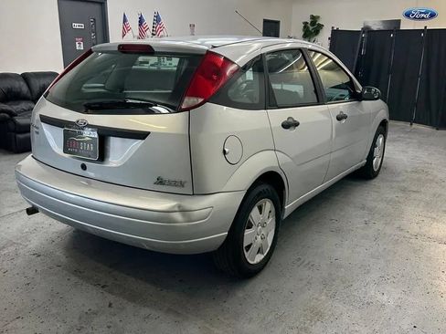 Used 2007 Ford Focus S FWD image 7