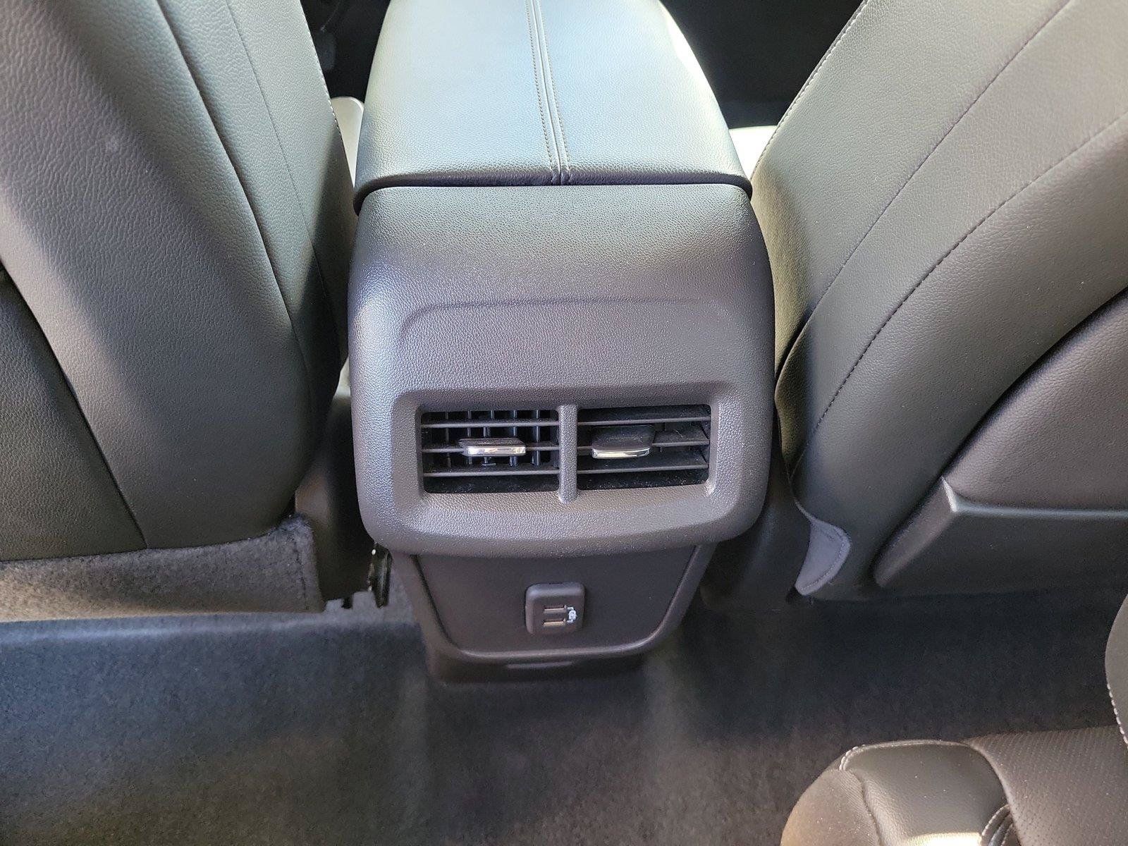 Used 2024 GMC Terrain SLT w/ Infotainment Package II AWD/4WD image 11