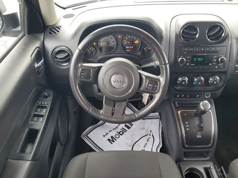 Used 2017 Jeep Patriot Latitude image 15