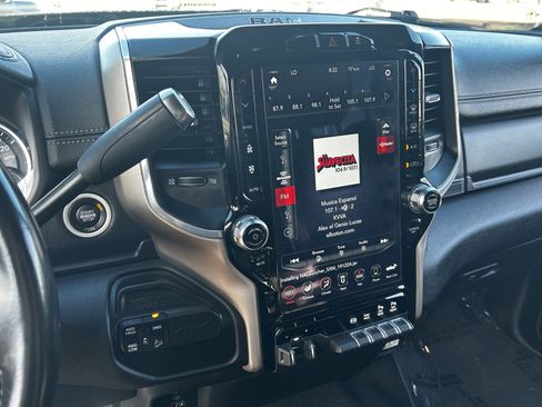 Used 2019 RAM 2500 Laramie image 27