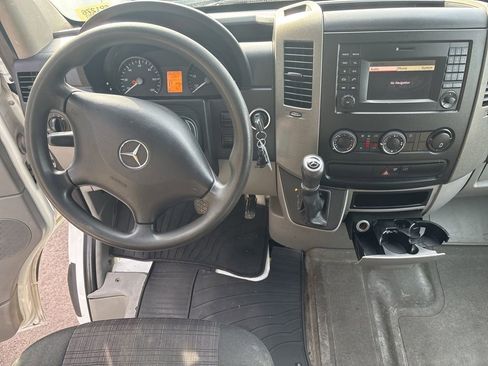 Used 2016 Mercedes-Benz Sprinter 3500 image 33