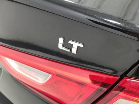 Used 2024 Chevrolet Malibu LT FWD image 12