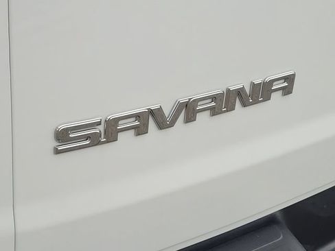 Used 2025 GMC Savana 2500 Extended w/ Driver Convenience Package RWD image 9