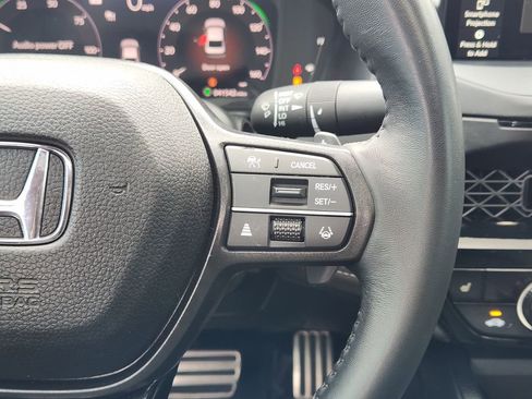 Used 2023 Honda Accord Sport image 28