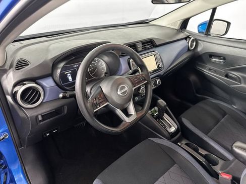 Used 2023 Nissan Versa SV FWD image 17