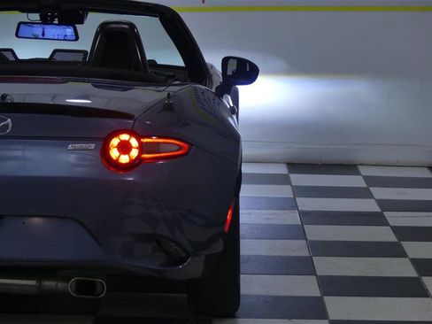 Used 2016 MAZDA MX-5 Miata Grand Touring image 28