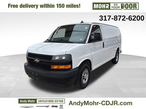 Used 2021 Chevrolet Express 2500 w/ Driver Convenience Package image 3