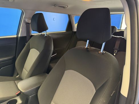 Used 2022 Kia Soul LX FWD image 12