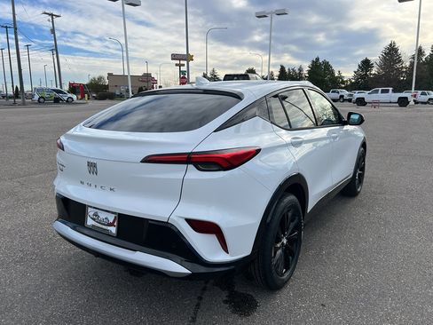 New 2026 Buick Envista Sport Touring image 9