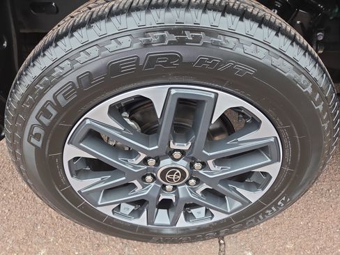 Used 2024 Toyota Tundra Limited image 10