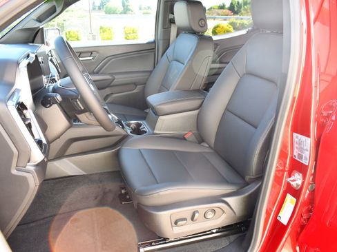New 2026 GMC Canyon Elevation w/ Convenience Package RWD image 24