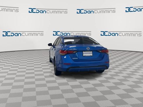 Used 2022 Nissan Sentra SV FWD image 7