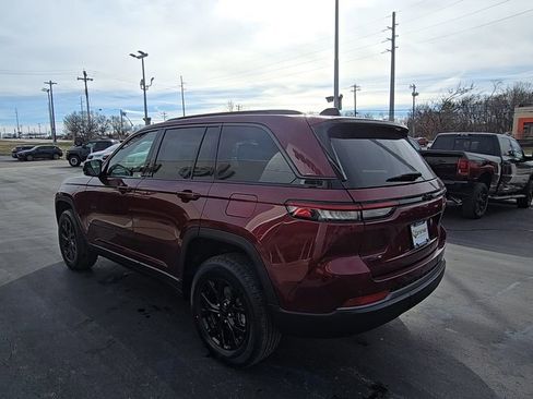 New 2026 Jeep Grand Cherokee Altitude AWD/4WD image 6