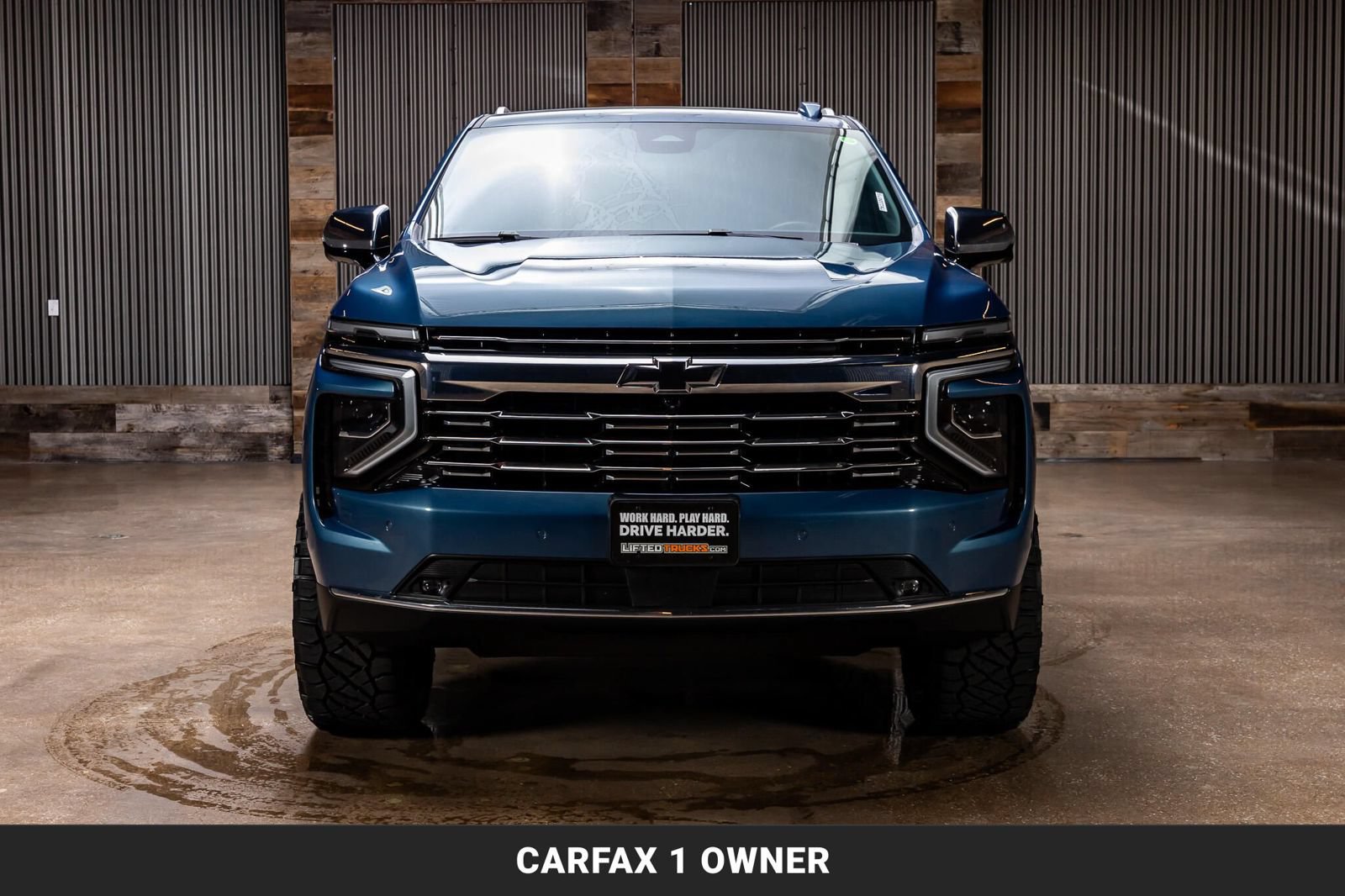 Used 2025 Chevrolet Tahoe Premier AWD/4WD image 4