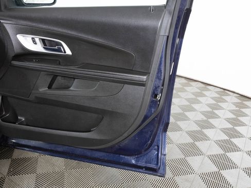 Used 2015 Chevrolet Equinox LS image 36
