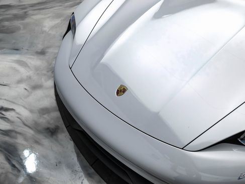 Used 2023 Porsche Taycan GTS w/ Premium Package image 27