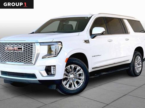 Used 2024 GMC Yukon XL Denali image 1
