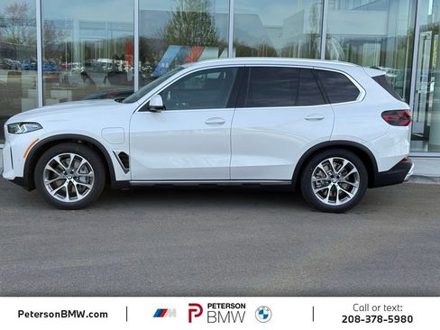New 2026 BMW X5 xDrive50e AWD/4WD image 2