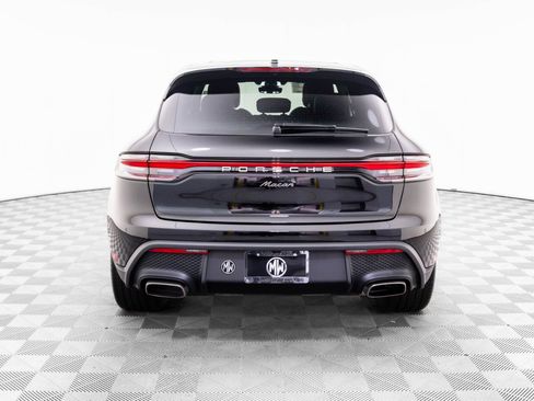 New 2026 Porsche Macan image 10