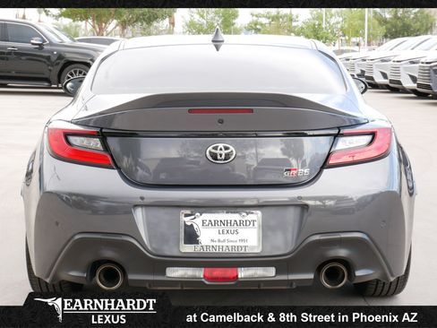 Used 2023 Toyota GR86 Premium RWD image 7