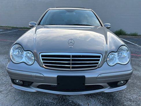 Used 2007 Mercedes-Benz C 230 Sedan image 7