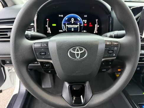 Certified 2025 Toyota Camry LE image 12
