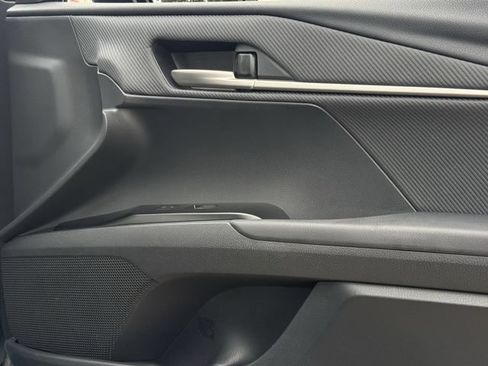 Used 2025 Toyota Camry SE FWD image 28