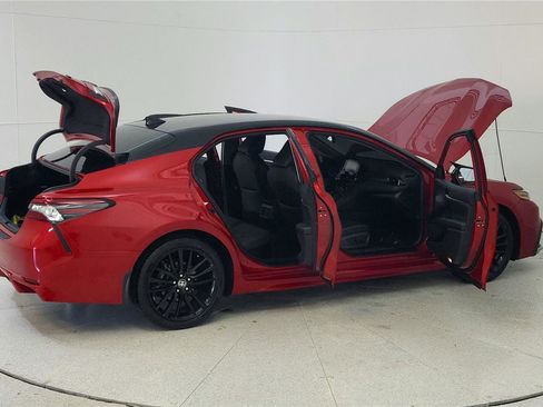 Used 2021 Toyota Camry XSE w/ Cold Weather Package FWD image 40