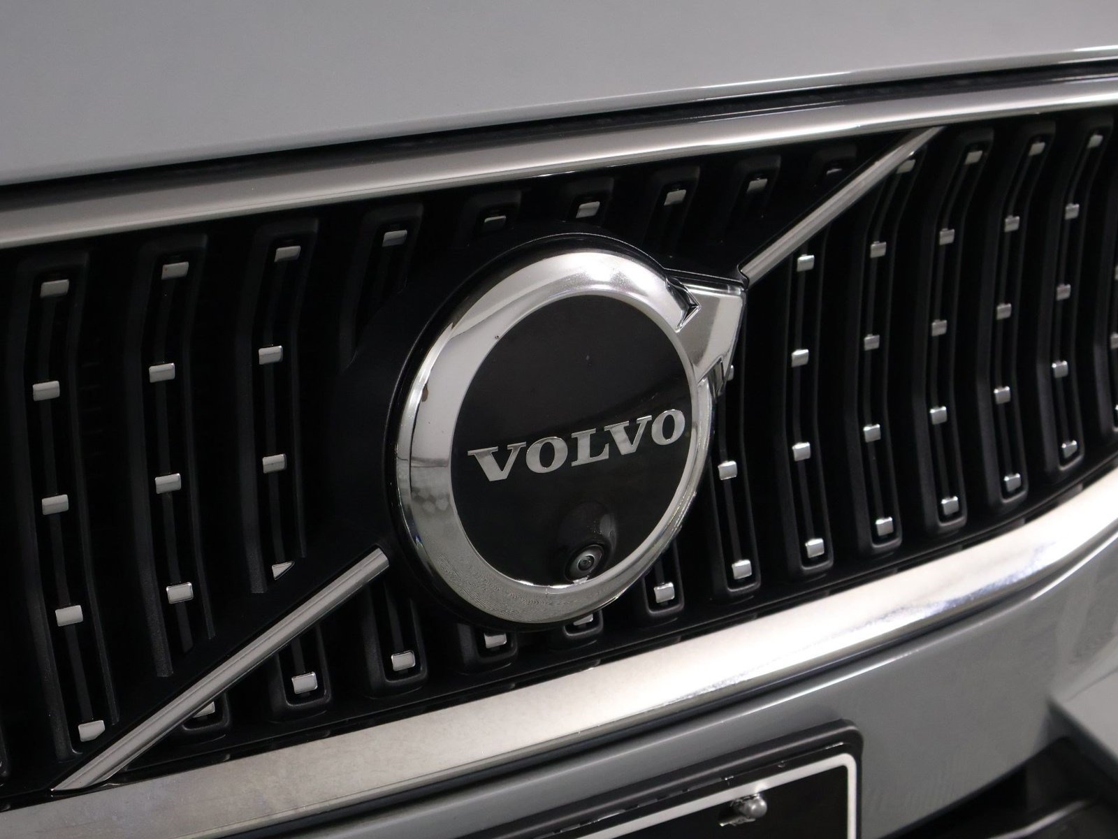 Used 2025 Volvo V60 B5 Cross Country Ultra AWD/4WD image 27