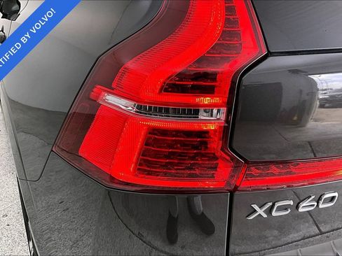 Certified 2023 Volvo XC60 T8 Ultimate w/ Climate Package AWD/4WD image 34
