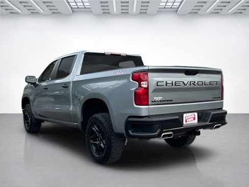 Used 2024 Chevrolet Silverado 1500 Custom Trail Boss w/ LPO, Dark Essentials Package image 6