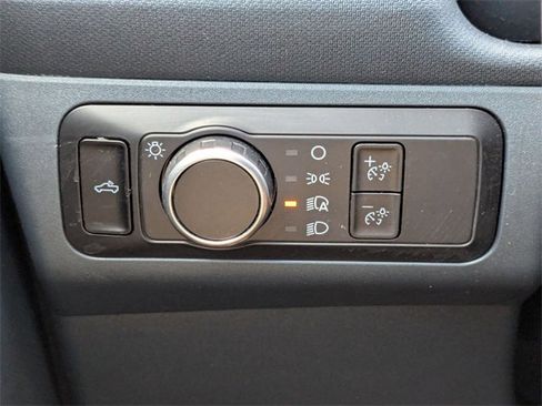 Used 2023 Ford Maverick XL image 18