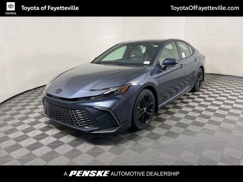 New 2026 Toyota Camry SE FWD image 1