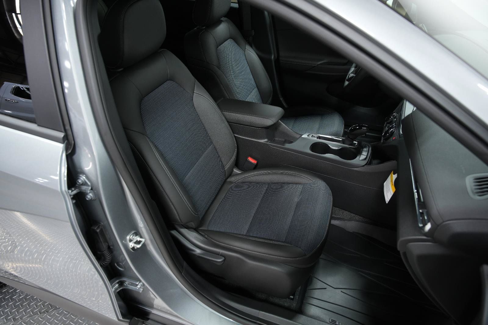 New 2026 Buick Envista Preferred w/ Convenience I Package FWD image 16