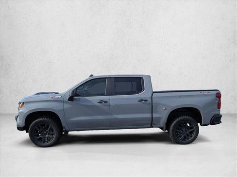 Used 2024 Chevrolet Silverado 1500 Custom Trail Boss AWD/4WD image 3