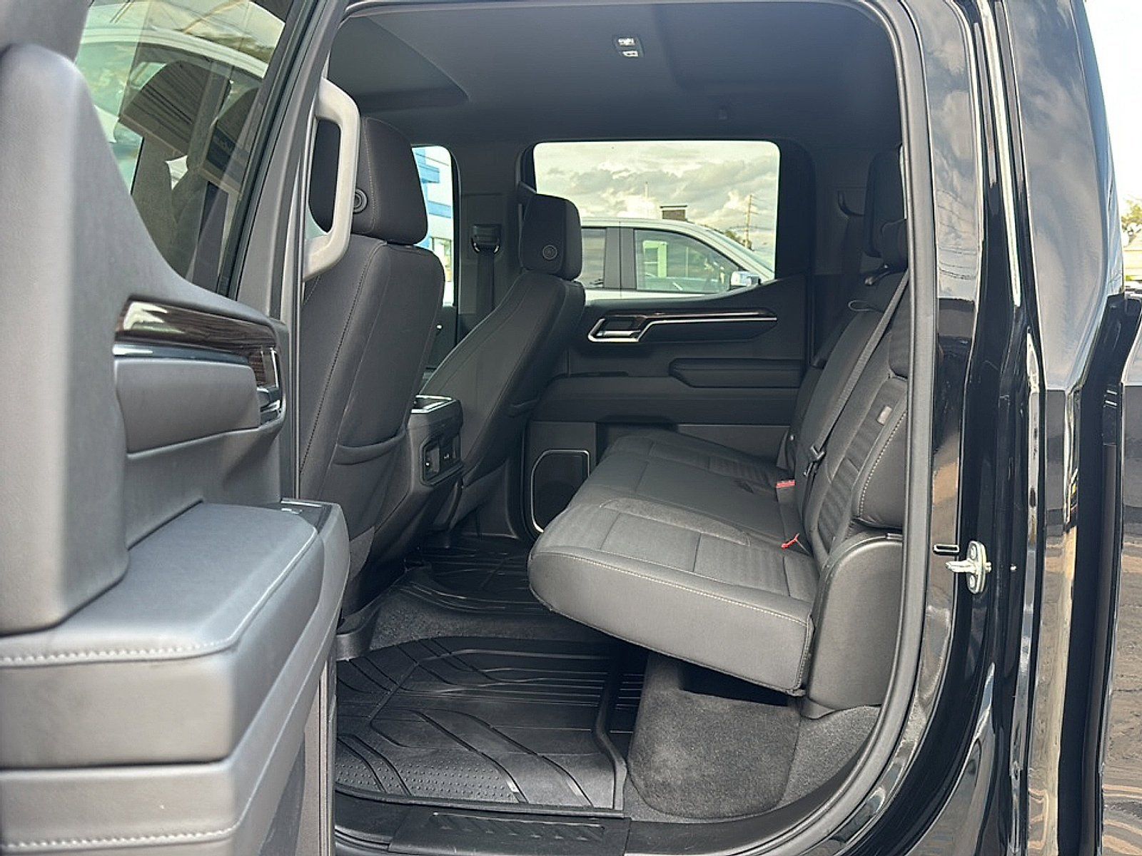 Certified 2023 Chevrolet Silverado 1500 RST w/ Protection Package AWD/4WD image 19