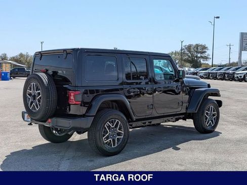 New 2025 Jeep Wrangler Unlimited Sahara w/ Safety Group AWD/4WD image 5
