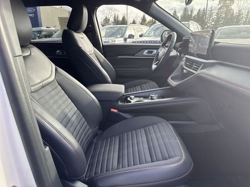 New 2026 Ford Explorer ST-Line w/ ST-Line Street Pack image 25