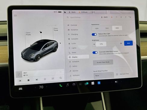 Used 2018 Tesla Model 3 Long Range RWD image 34