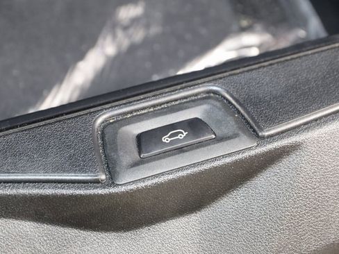 Used 2021 BMW X5 M50i image 57