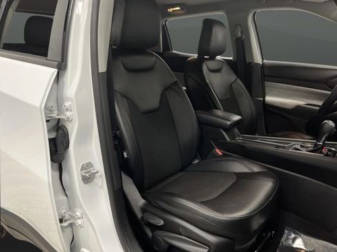 Used 2022 Jeep Compass Latitude image 27