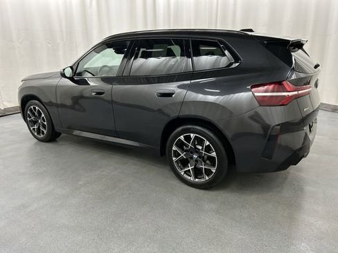 Used 2025 BMW X3 xDrive30i AWD/4WD image 3