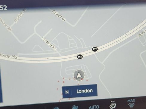 Used 2025 Lincoln Corsair Reserve w/ Equipment Group 202A image 22