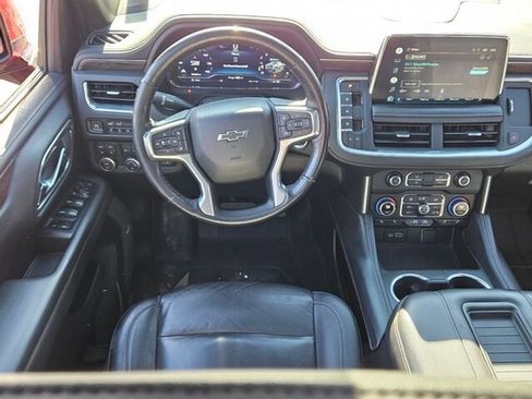 Used 2022 Chevrolet Tahoe Z71 w/ Z71 Off-Road Package image 9