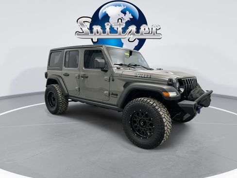 Used 2022 Jeep Wrangler Unlimited Sport image 2