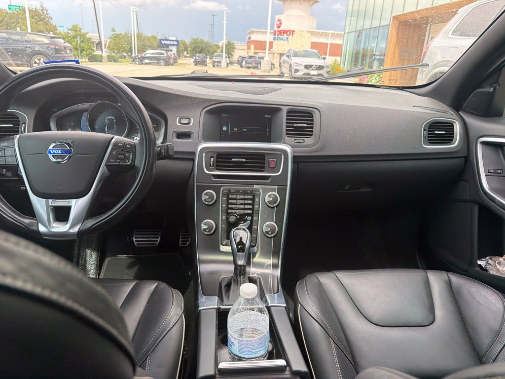 Used 2016 Volvo S60 T5 R-Design FWD image 15