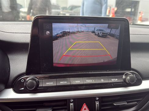 Used 2024 Kia Forte LXS image 6