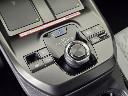 New 2026 Subaru Solterra Limited XT image 16