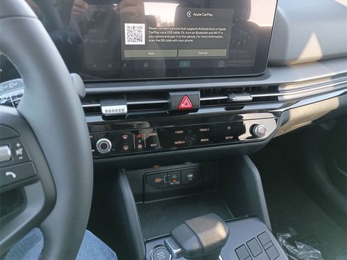 New 2026 Kia Sportage LX image 24